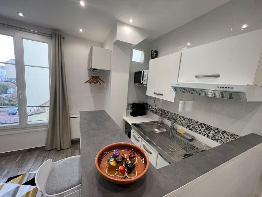 Quiet & Bright Studio 15Min Away From Paris บงดี ภายนอก รูปภาพ
